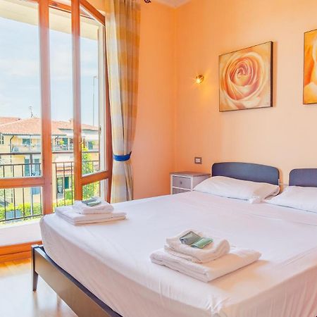 Apartament La Bella Colombare - Italian Homing Sirmione Zewnętrze zdjęcie