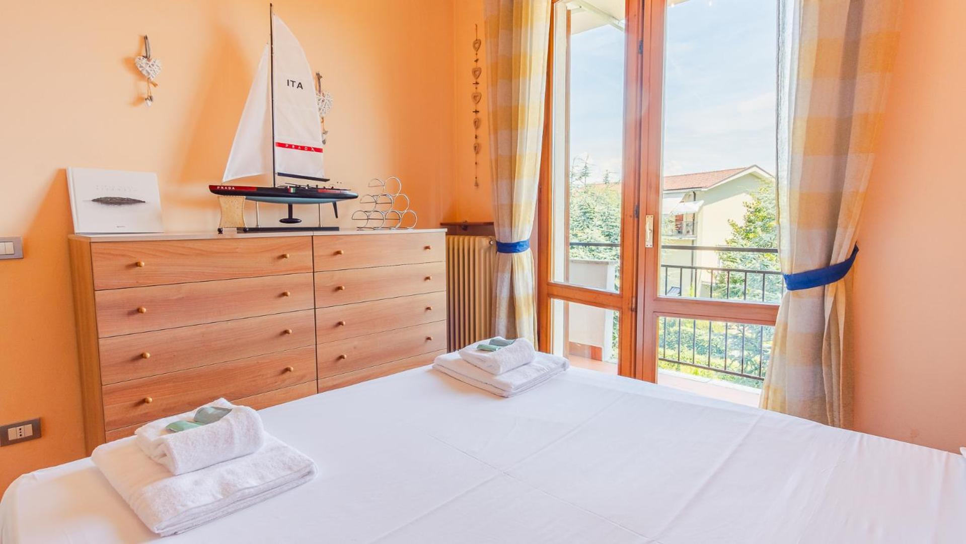 Apartament La Bella Colombare - Italian Homing Sirmione Zewnętrze zdjęcie